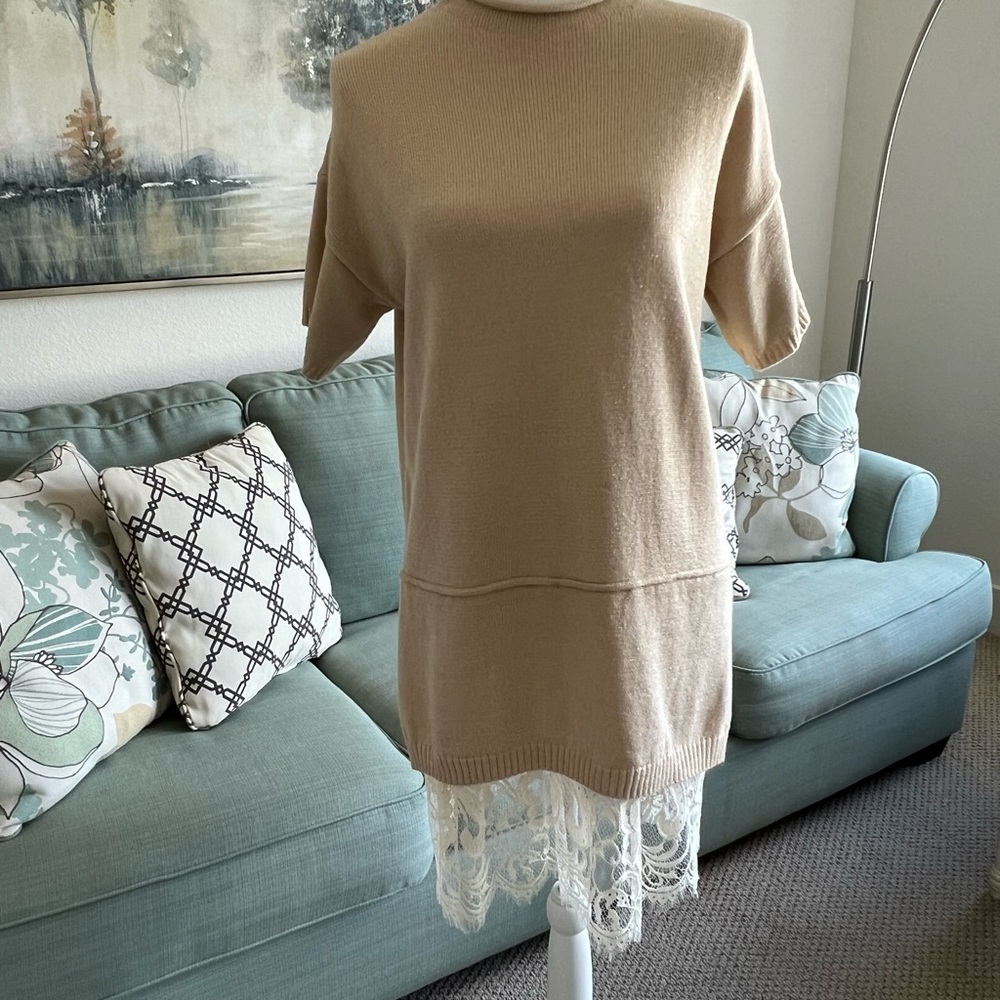 Sweater/ dress with lace
